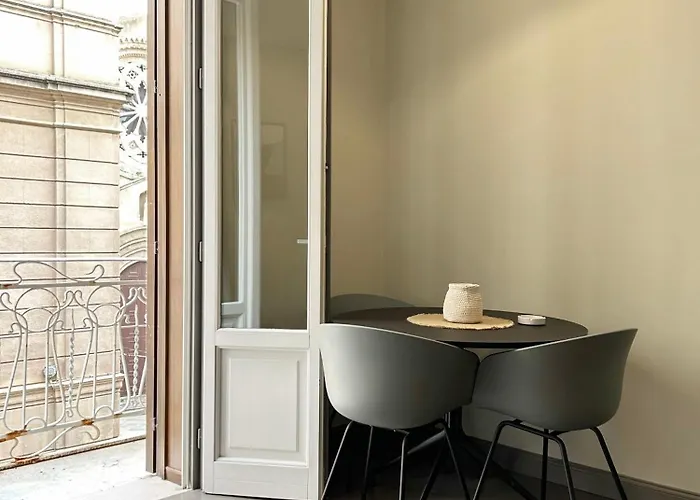 Torrearsa Street 35 *